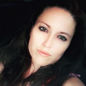 Meet your Posher, Candice